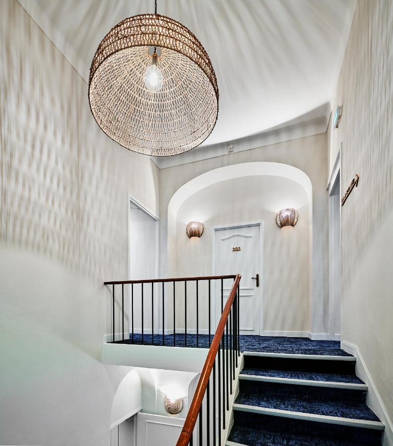 Hotel Le Suquet 戛纳 外观 照片